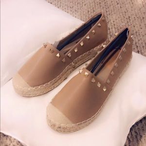 Moccasin espadrilles with rockstud
